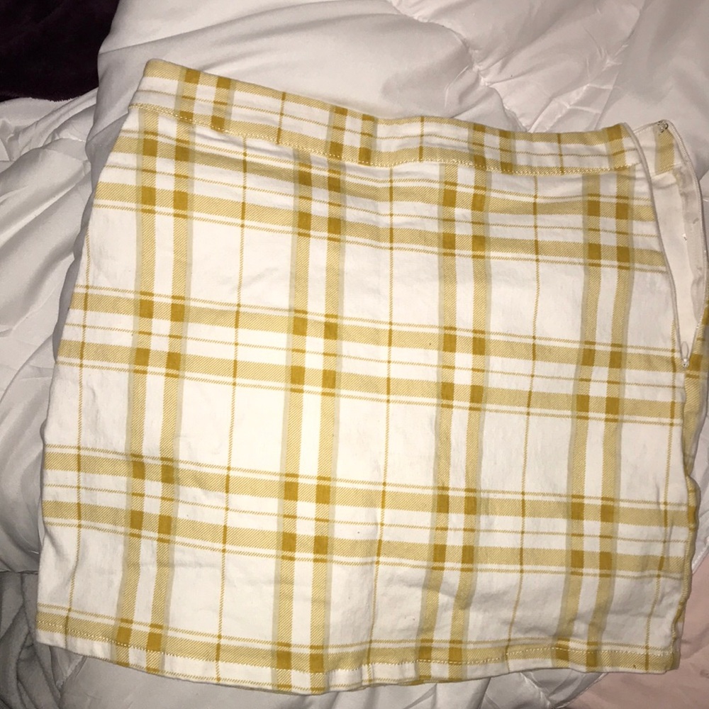Yellow and white plaid skirt